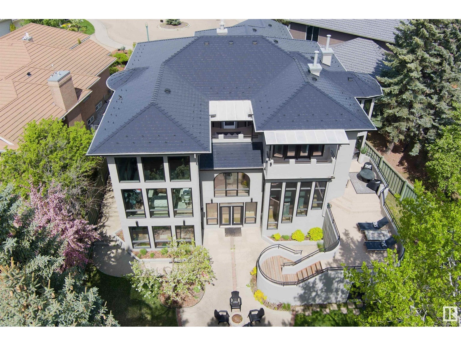 321 Weaver Point Nw, Edmonton