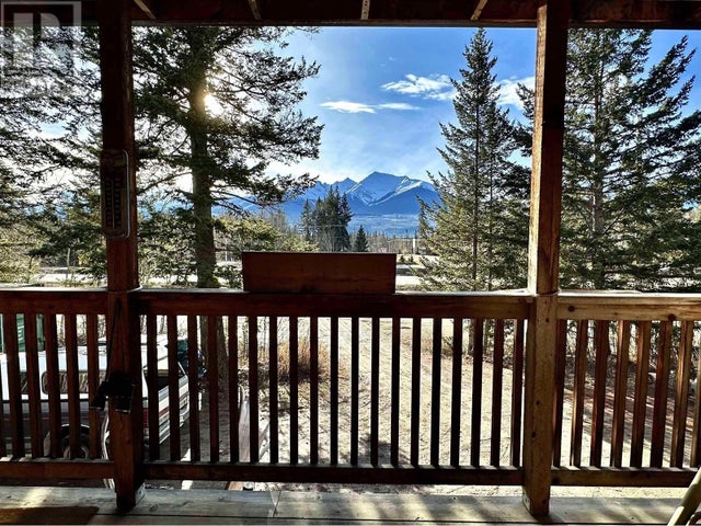 11974 Essen Road, Valemount