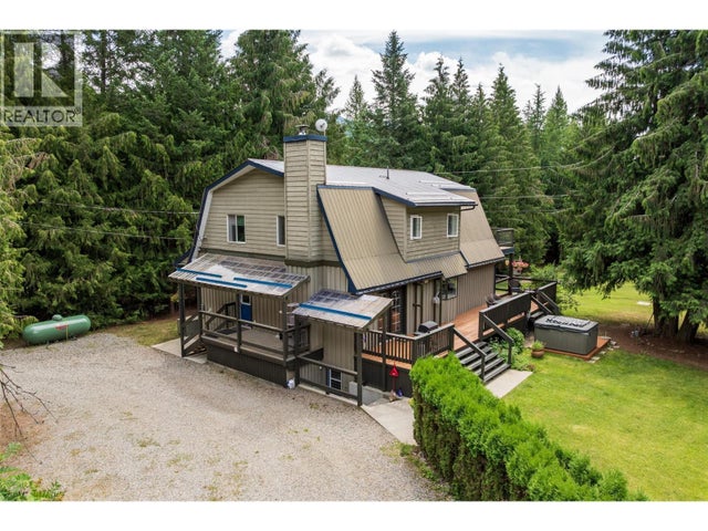 1405 Lepitzki Road, Creston