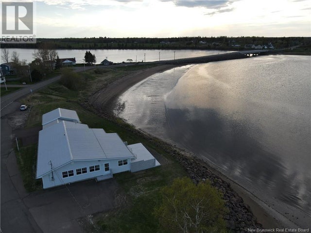 5406 Route 535, Dixon Point