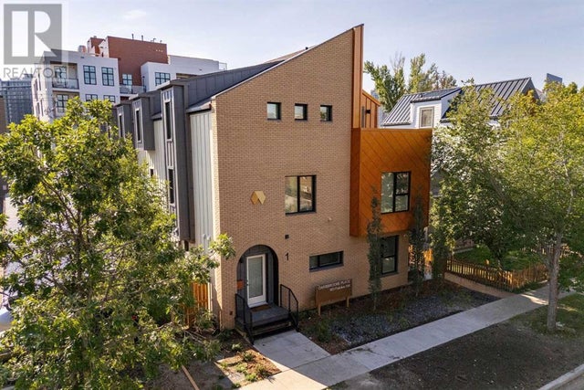 2, 923 1 Avenue Nw, Calgary