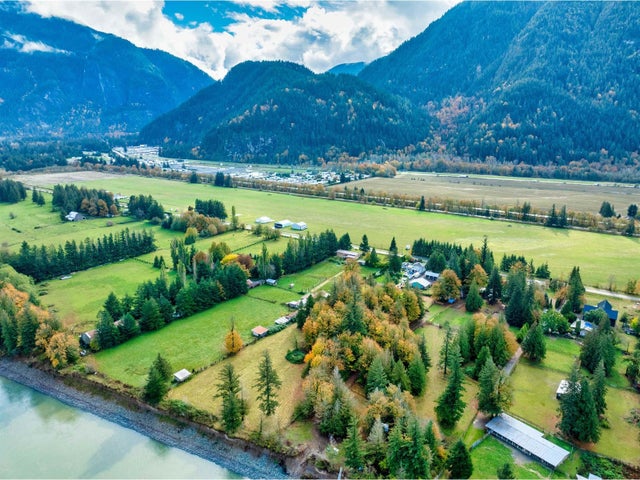 62525 Airport Road|hope, Hope