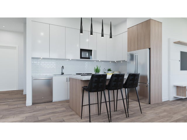 317 163 175a Street, Surrey