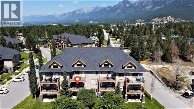 500 Bighorn Boulevard Unit# 523 B, Radium Hot Springs