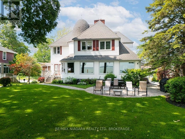 101 Tennessee Avenue, Port Colborne (sugarloaf)