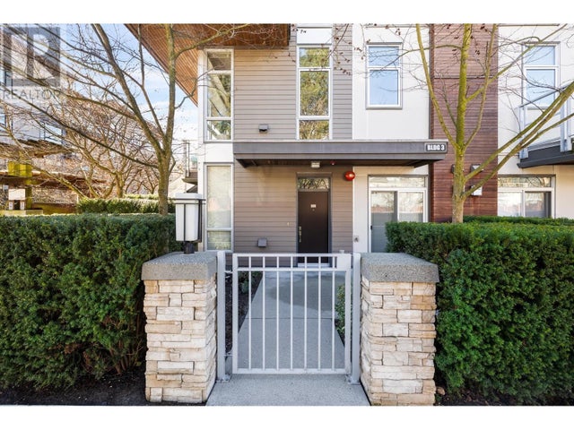 121 735 W 15th Street, North Vancouver