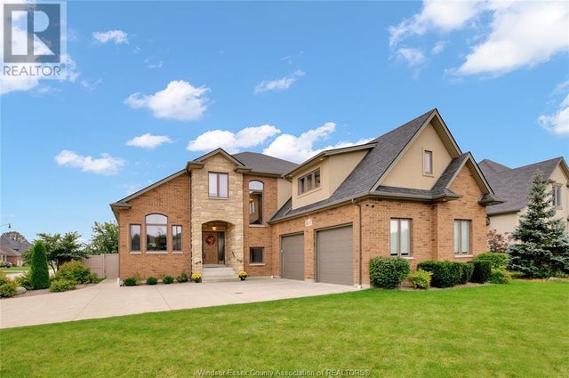 12337 Candlewood Drive, Tecumseh