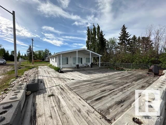 5403 51 Av, Rural Lac Ste. Anne County