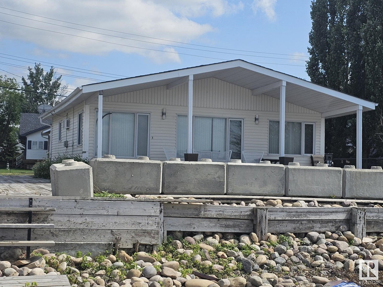 5403 51 Av, Rural Lac Ste. Anne County