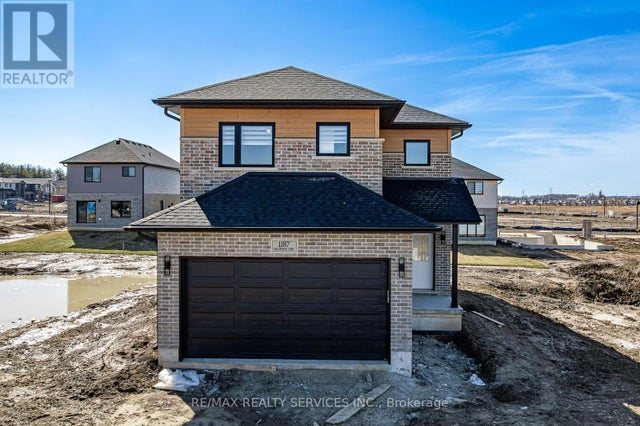 1187 Hobbs Drive, London South (south U)