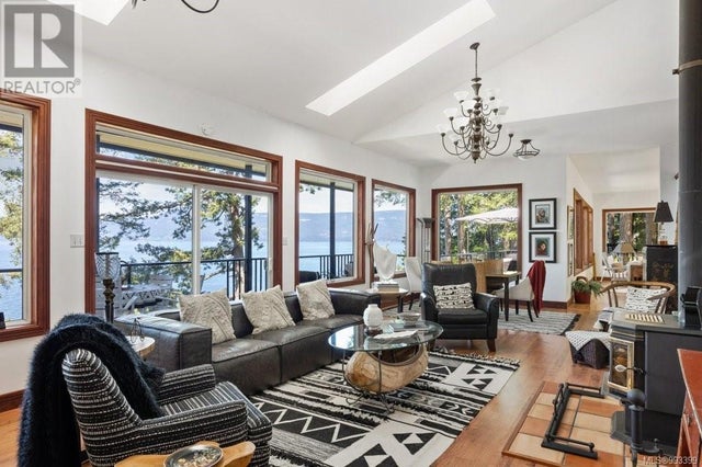 777 Mine Rd, Lasqueti Island