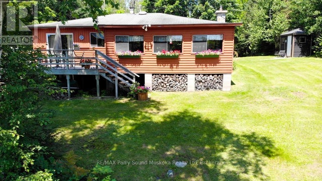 20 Golden Horseshoe Lane, Whitestone (hagerman)