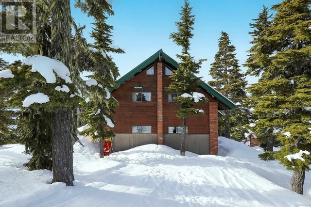 1005 Strata Way, Courtenay