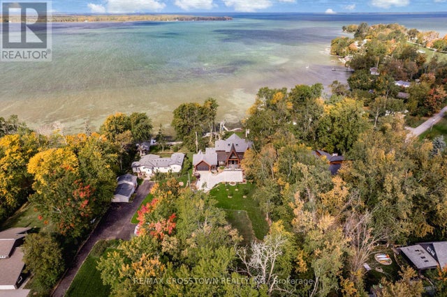 178 Moores Beach Road, Georgina (pefferlaw)