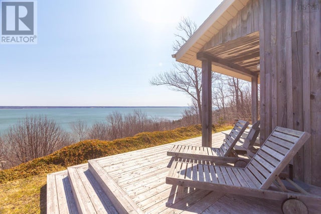 9482 Highway 217, Waterford