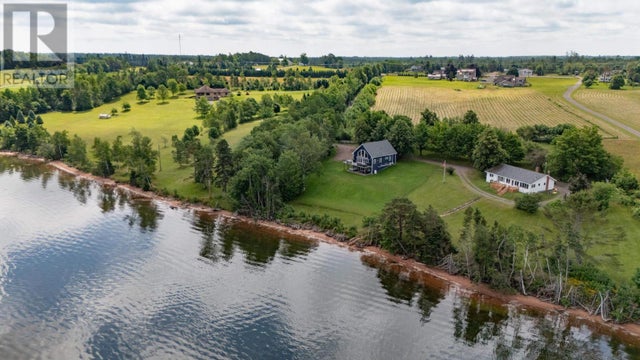 247 & 249 Route 17, Lower Montague