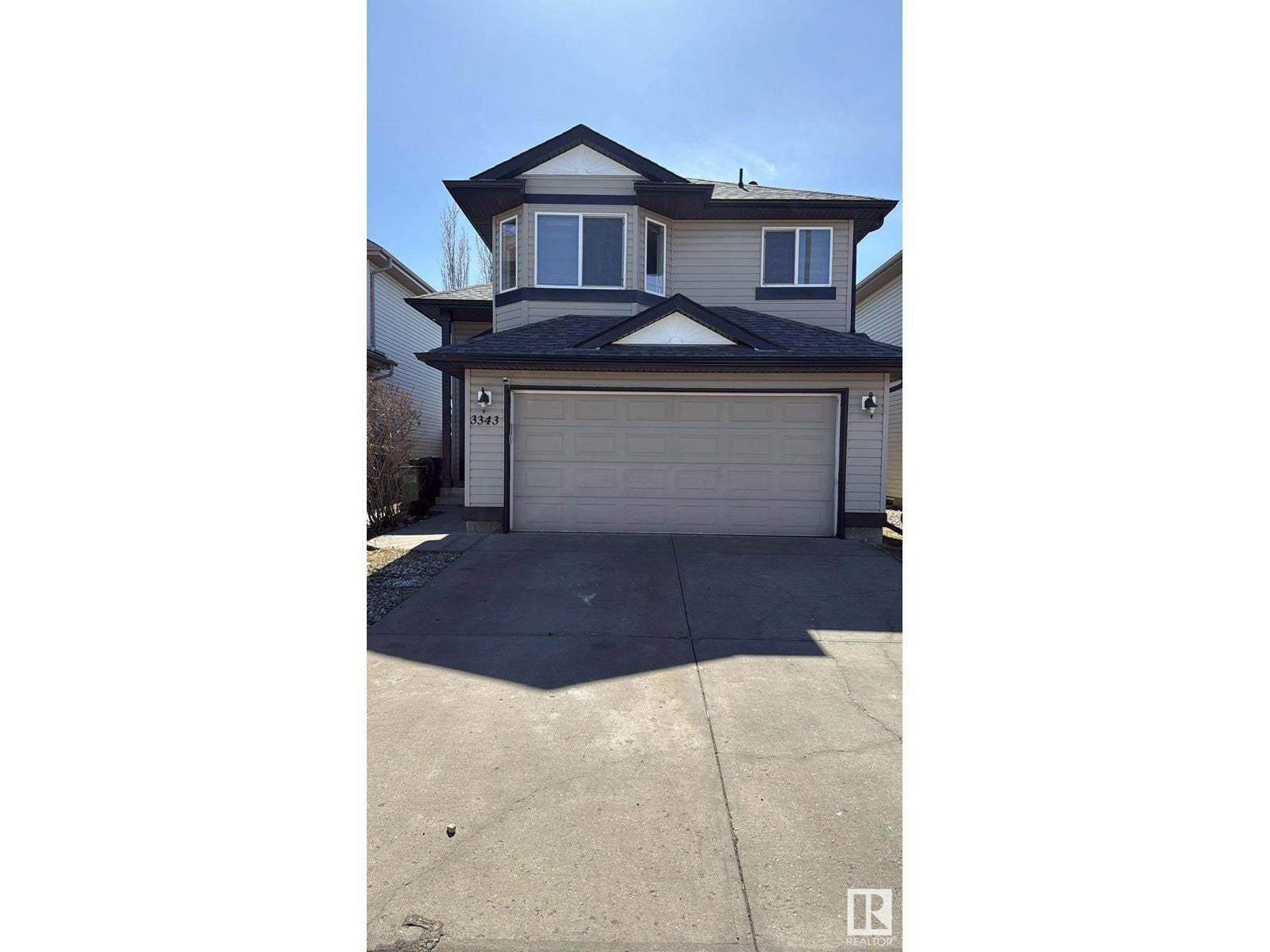 3343 24 Av Nw, Edmonton