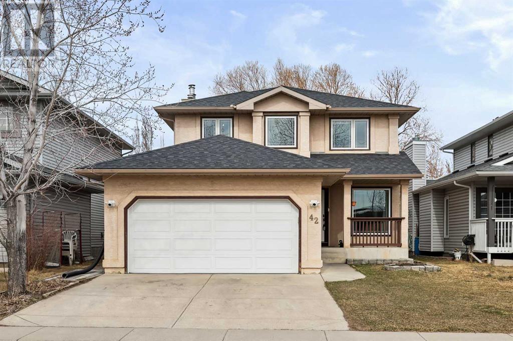 42 Sundown Manor Se, Calgary