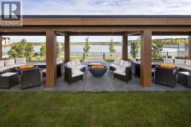 302, 130 Marina Cove Se, Calgary