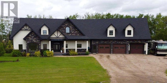 9110 100 Ave, La Crete