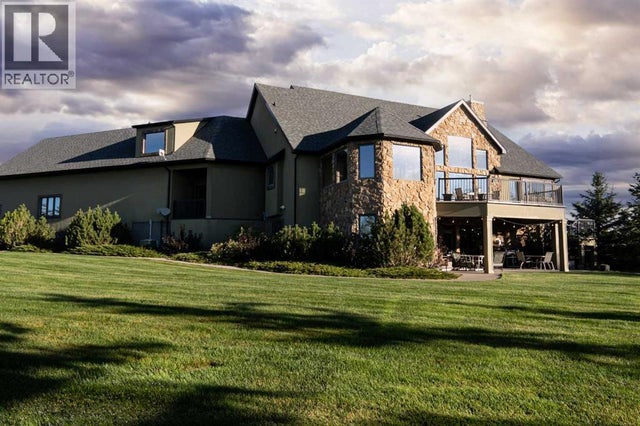 195041 Highway 512, Rural Lethbridge County