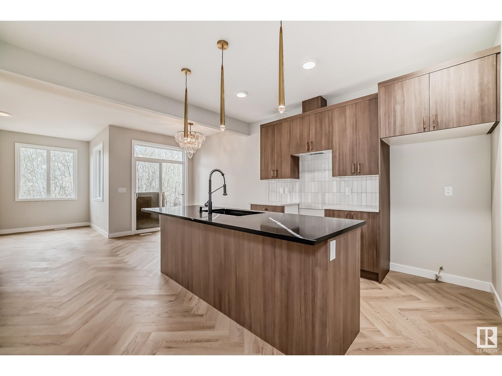 2911 65 St Sw, Edmonton