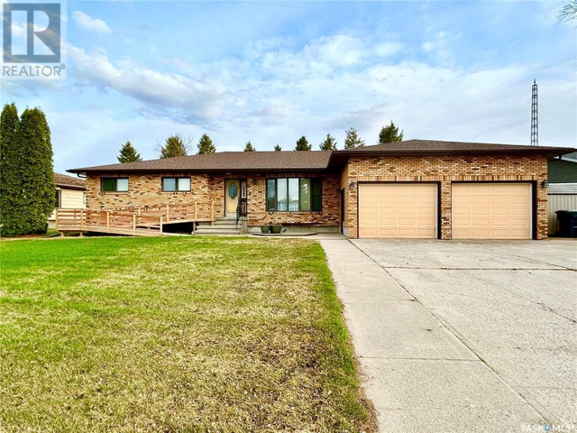 537 Fir Crescent, Carrot River