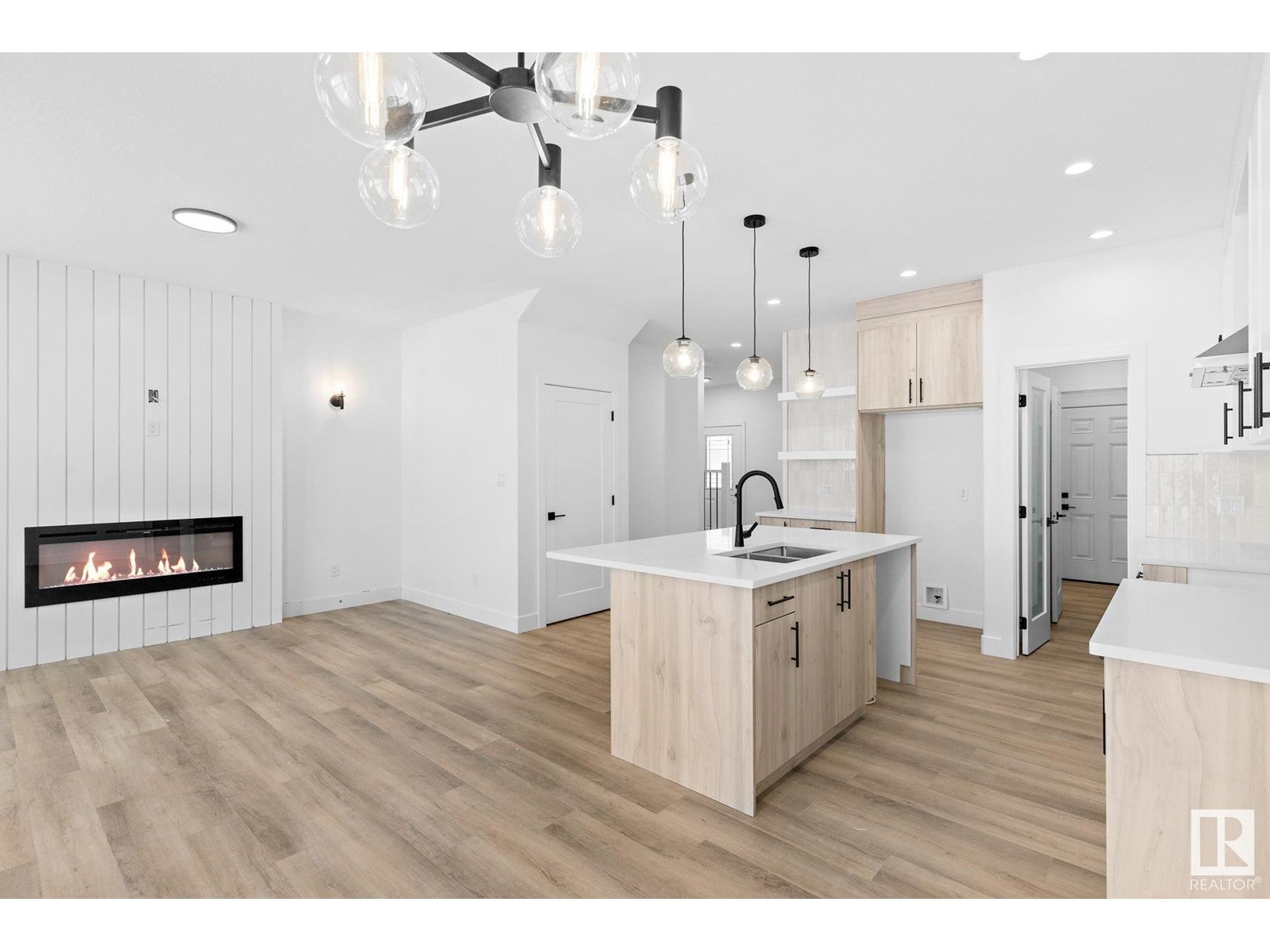 125 Hilton Cv, Spruce Grove