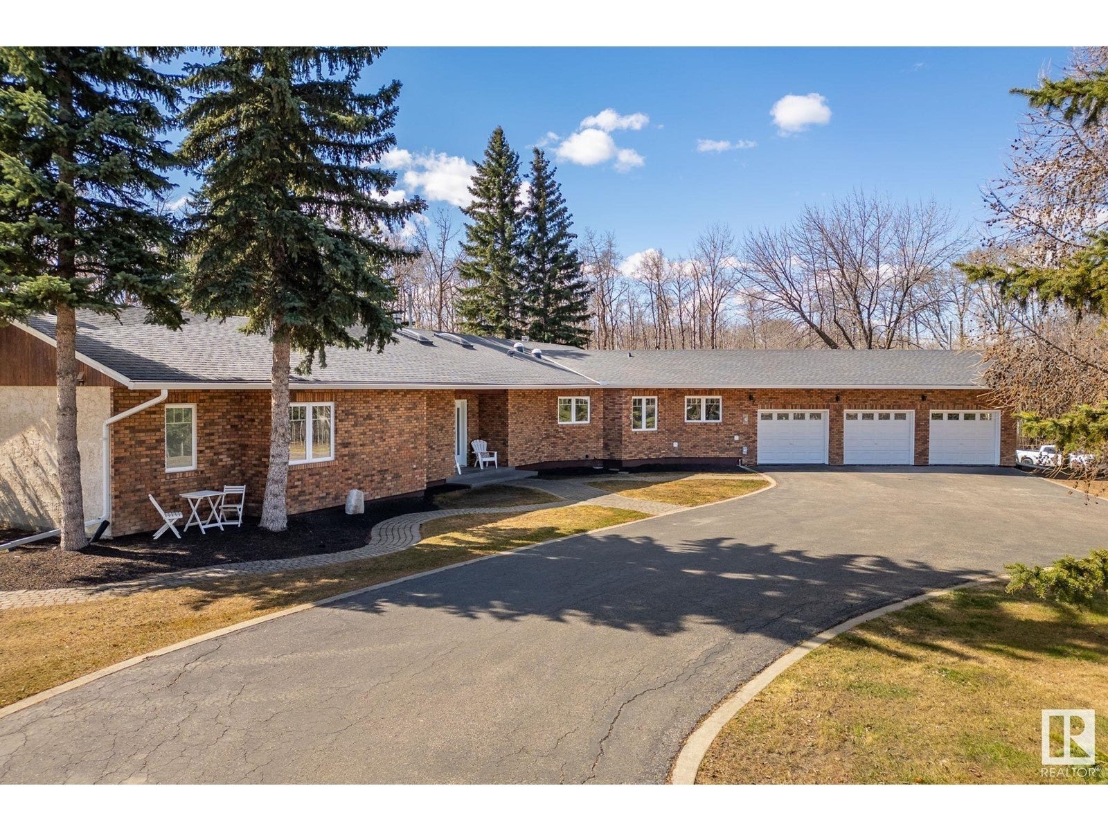 175 51313 Range Road 231, Rural Strathcona County