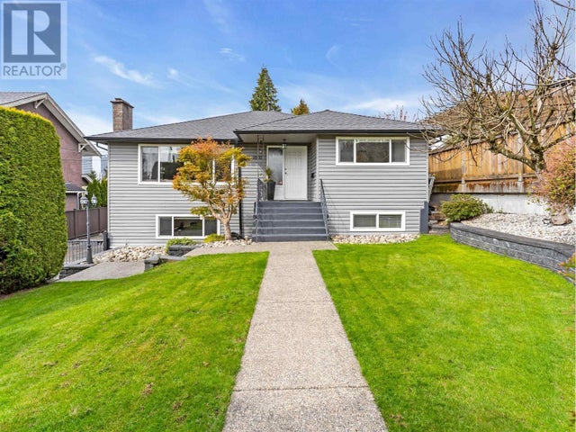 1601 Holdom Avenue, Burnaby