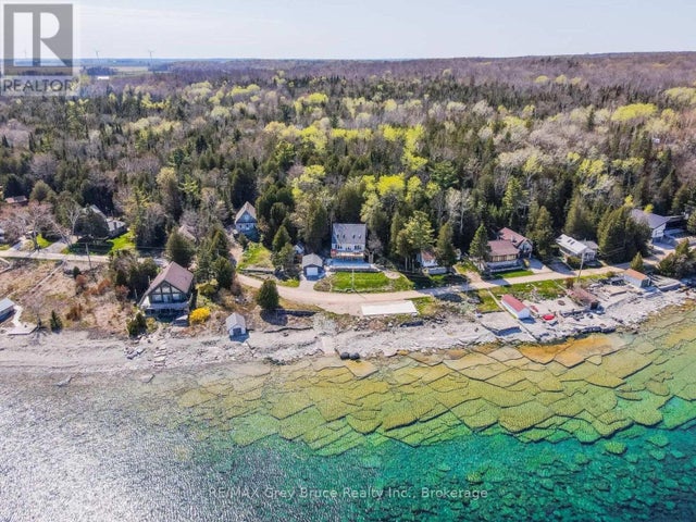 101 North Shore Road, Northern Bruce Peninsula