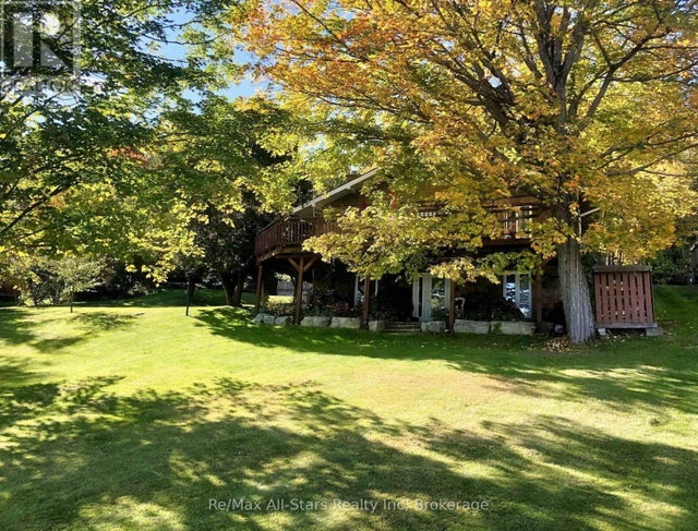 1082 Kawagama Lake Road, Algonquin Highlands (sherborne)