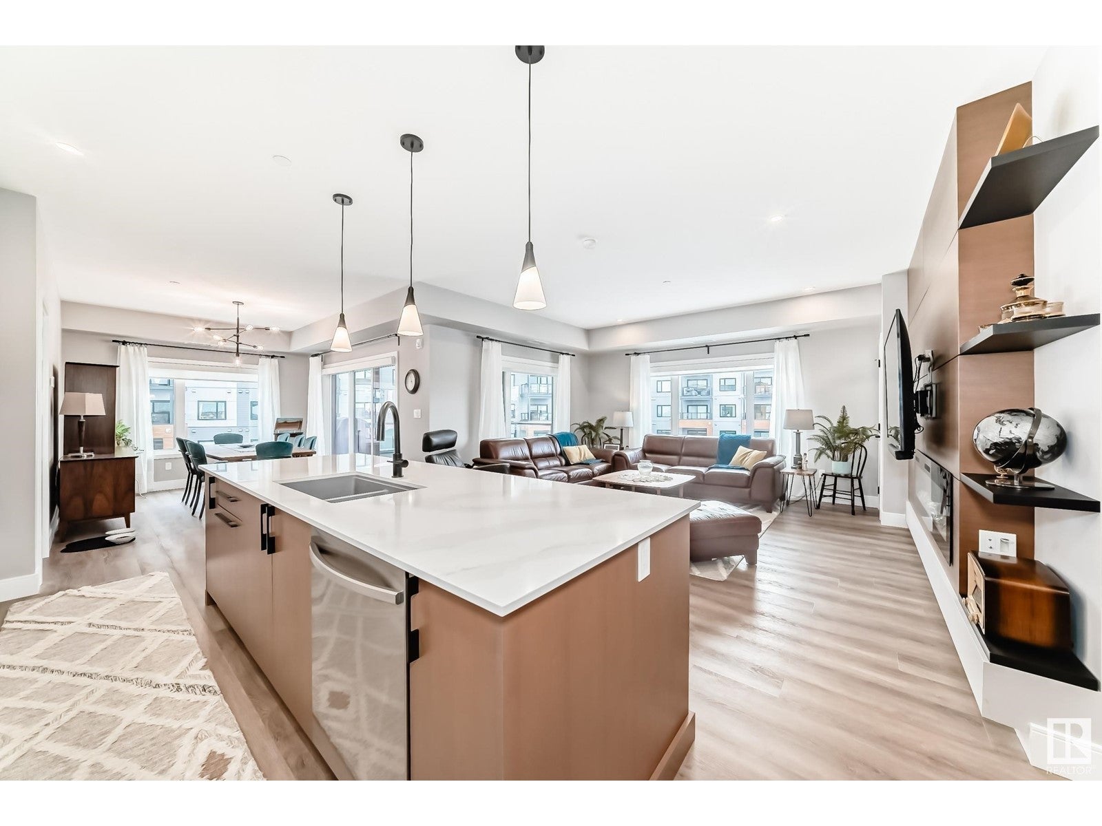 #317 7471 May Cm Nw, Edmonton