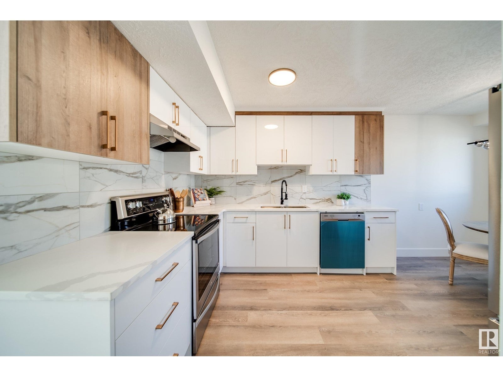 1237 Hooke Rd Nw, Edmonton