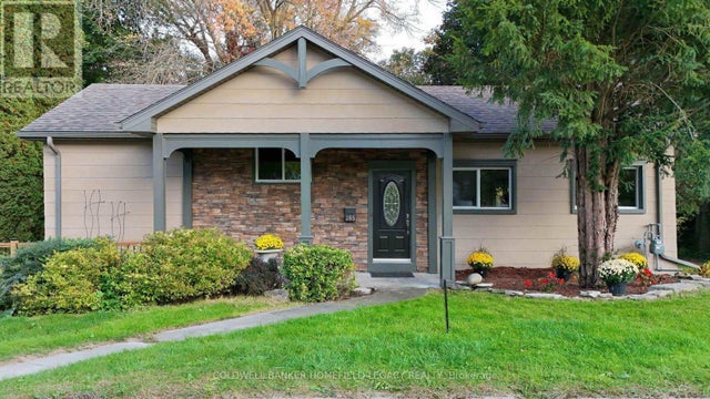 165 Thomas Street, St. Marys