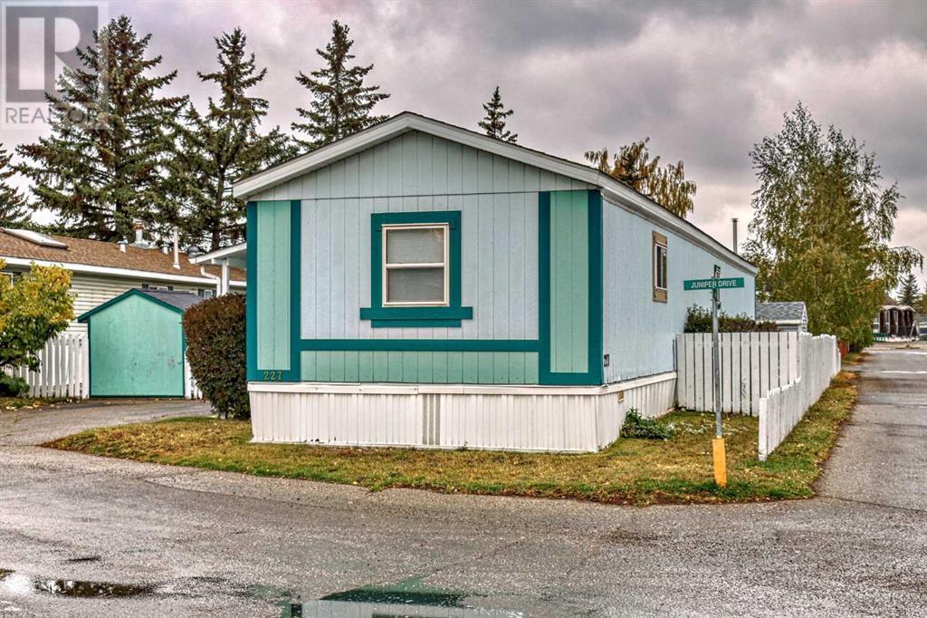 227, 3223 83 Street Nw, Calgary