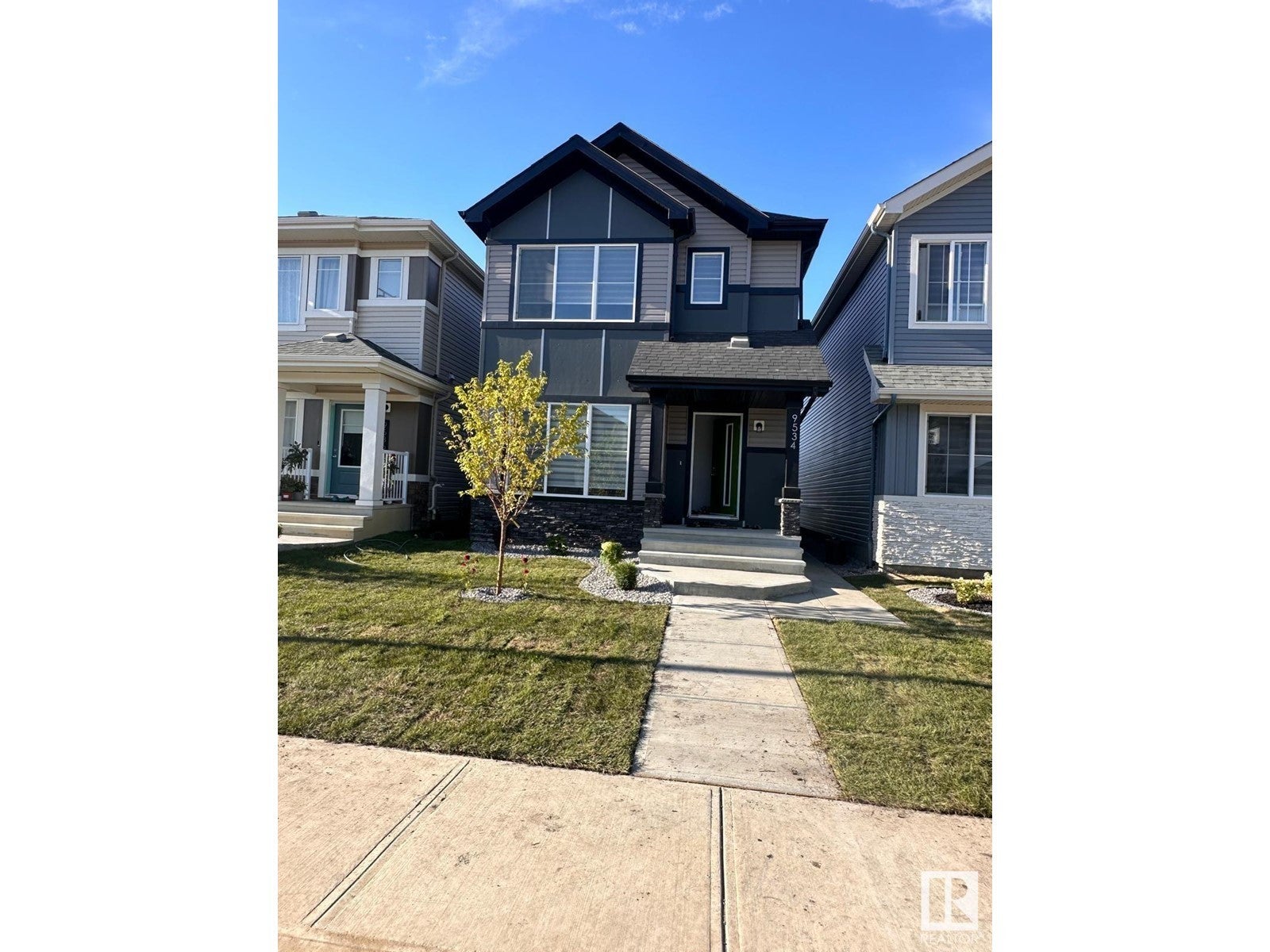 9534 Carson Bend Sw, Edmonton