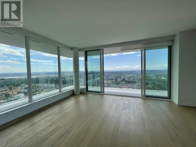 4604 567 Clarke Road, Coquitlam