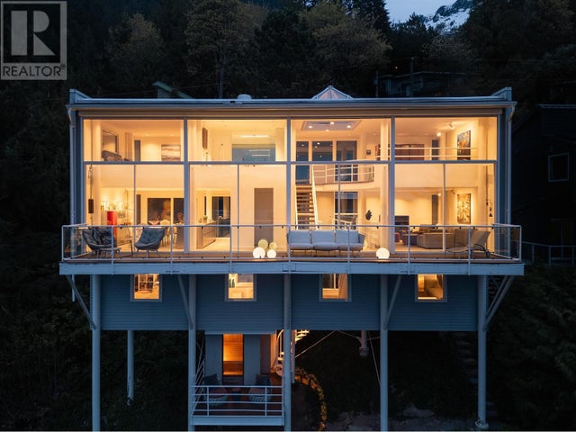 90 Isleview Place, West Vancouver