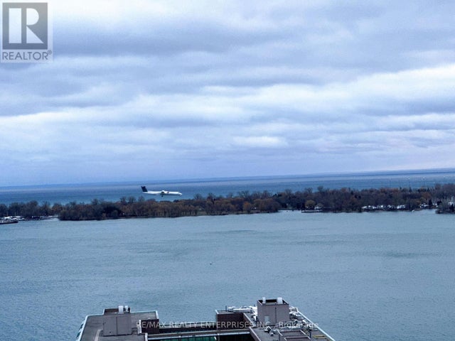 2710 - 8 York Street, Toronto (waterfront Communities)