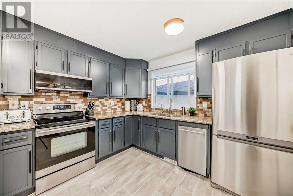 264 Cedardale Bay Sw, Calgary