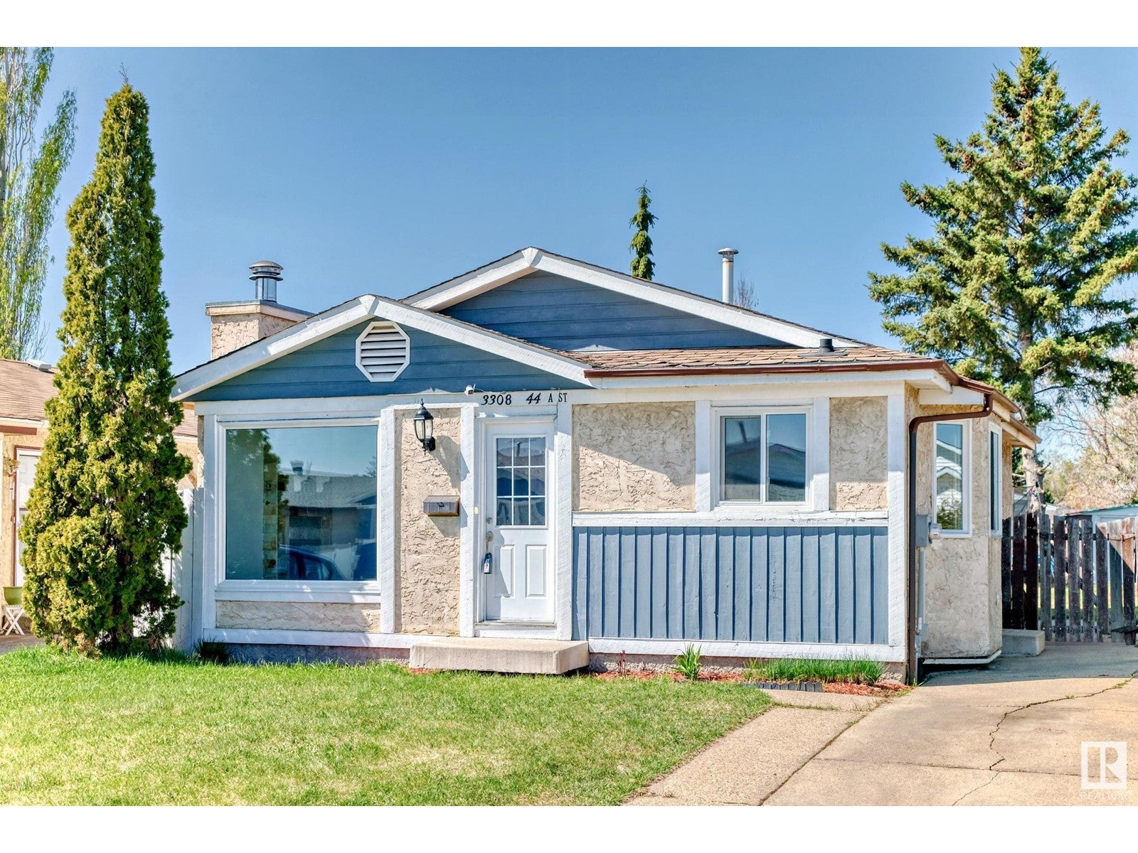 3308 44a St Nw, Edmonton