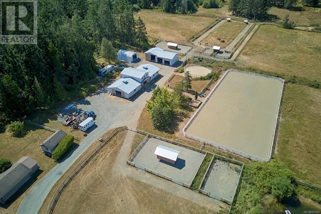 2740 Northwest Bay Rd, Nanoose Bay