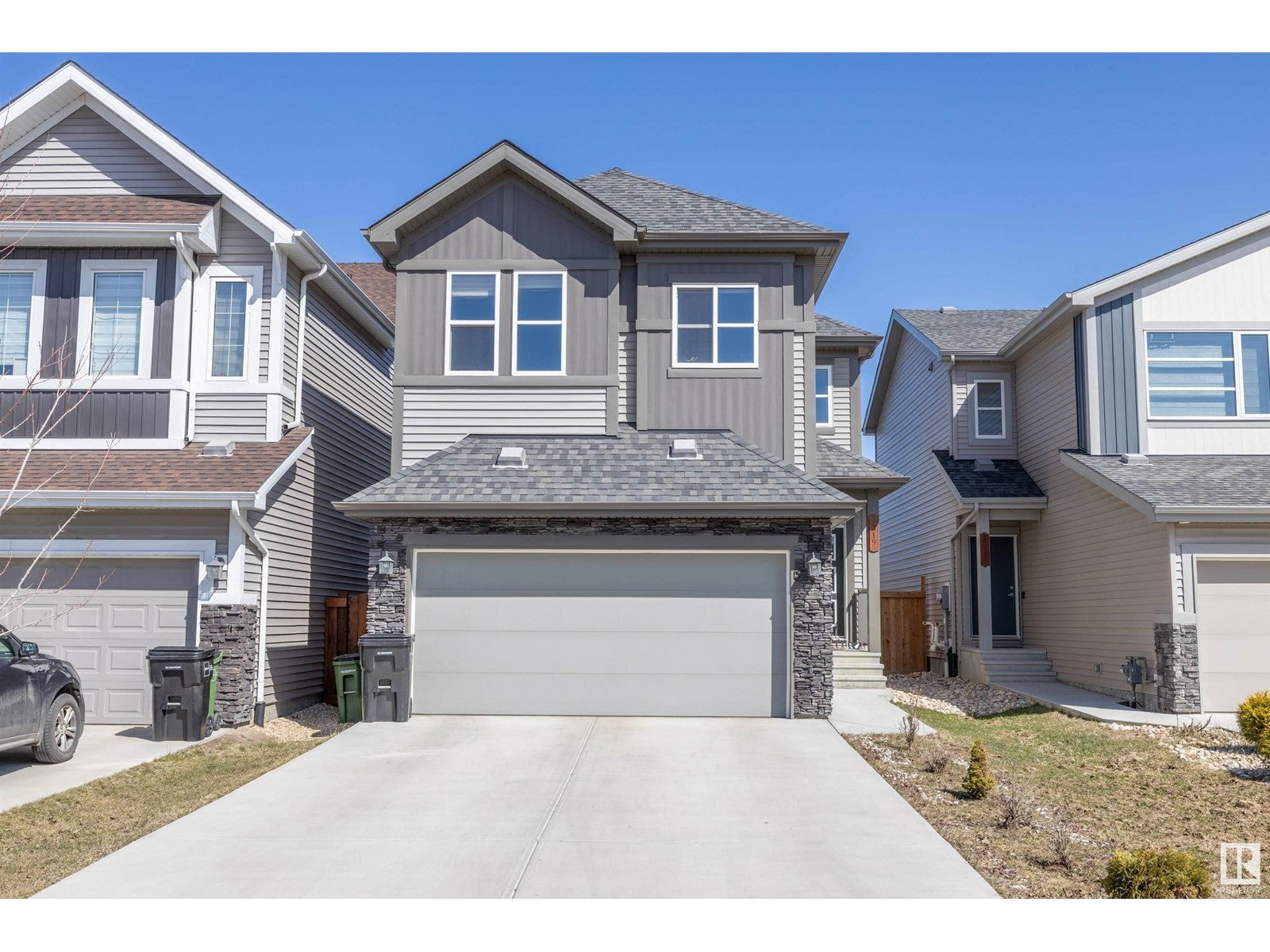 3319 Checknita Common Sw, Edmonton