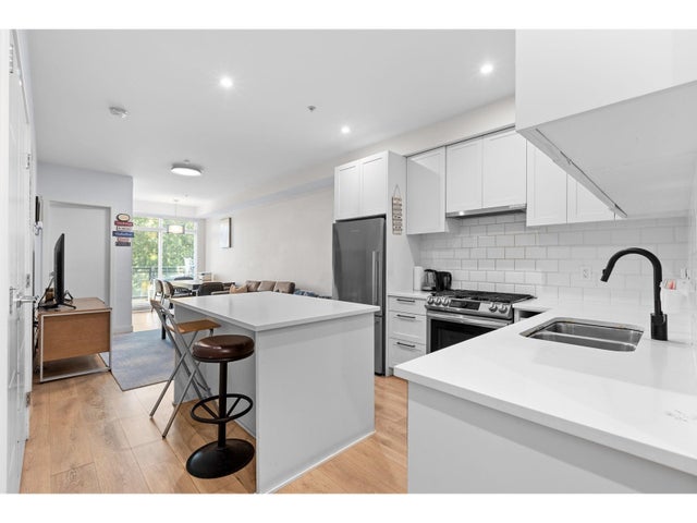 311 5415 Brydon Crescent, Langley