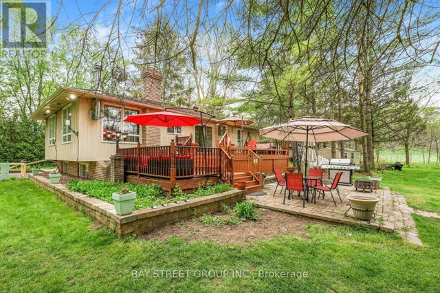 4421 No 4 Side Road, Burlington