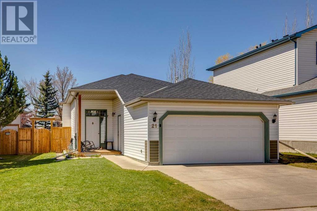 21 Alcock Close, Okotoks