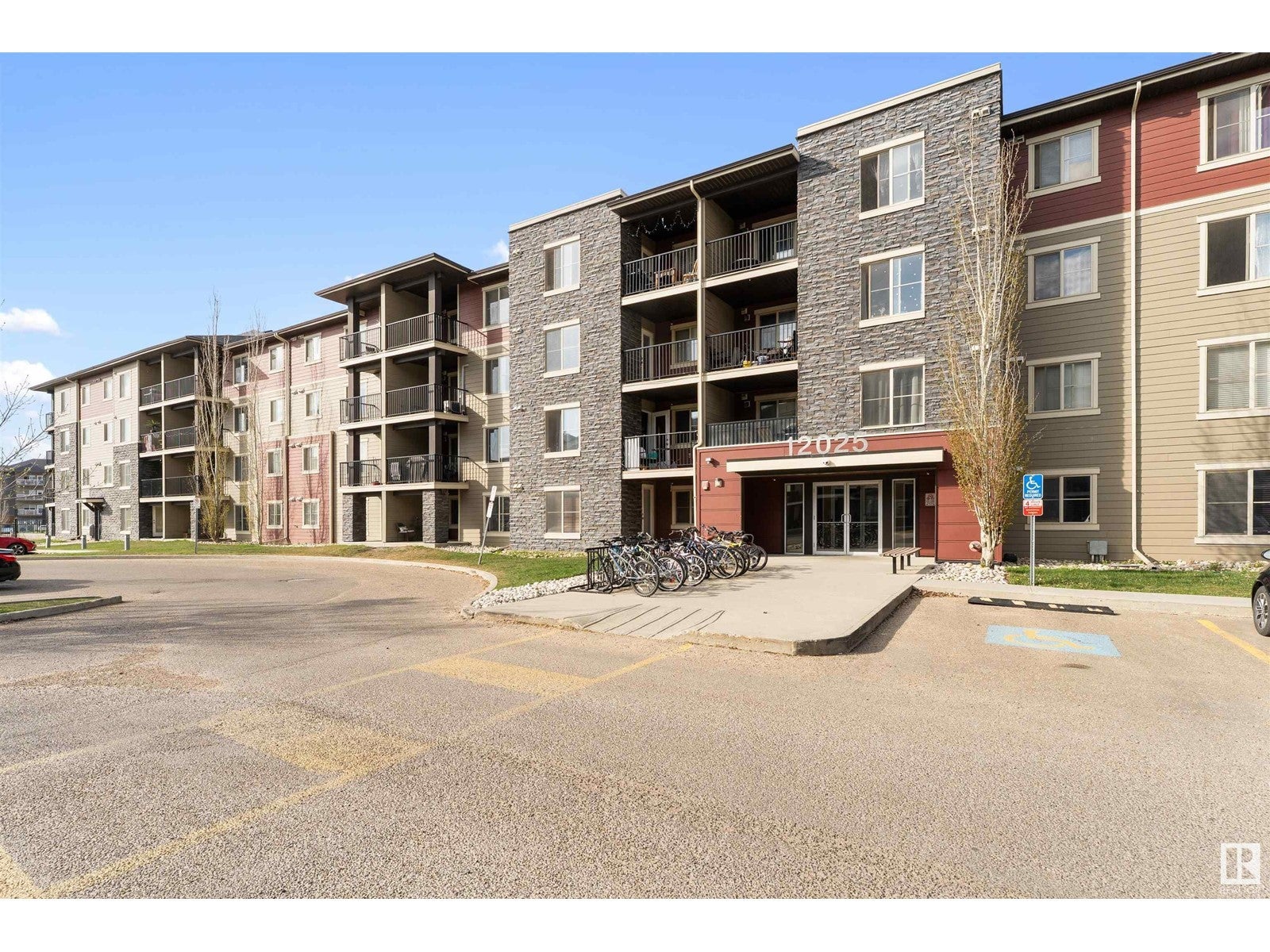 #120 12025 22 Av Sw, Edmonton