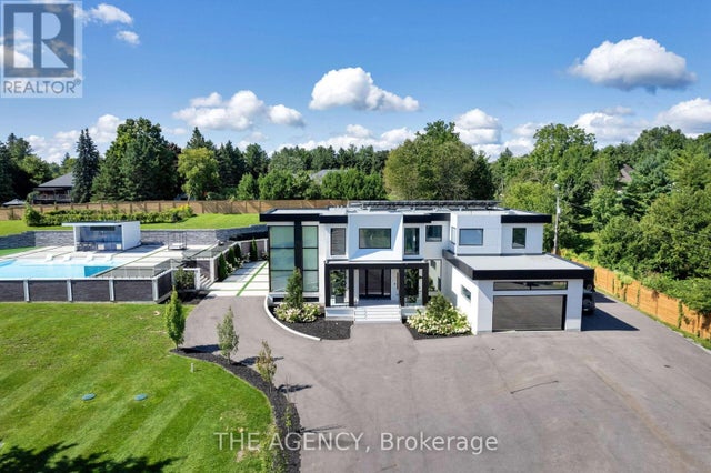 14248 Caledon King Townlin, Caledon