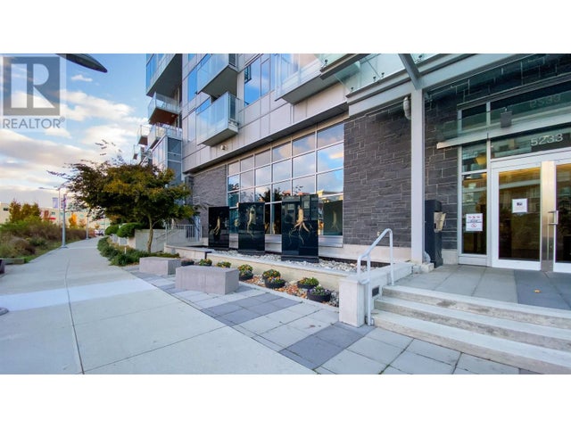 1606 5233 Gilbert Road, Richmond